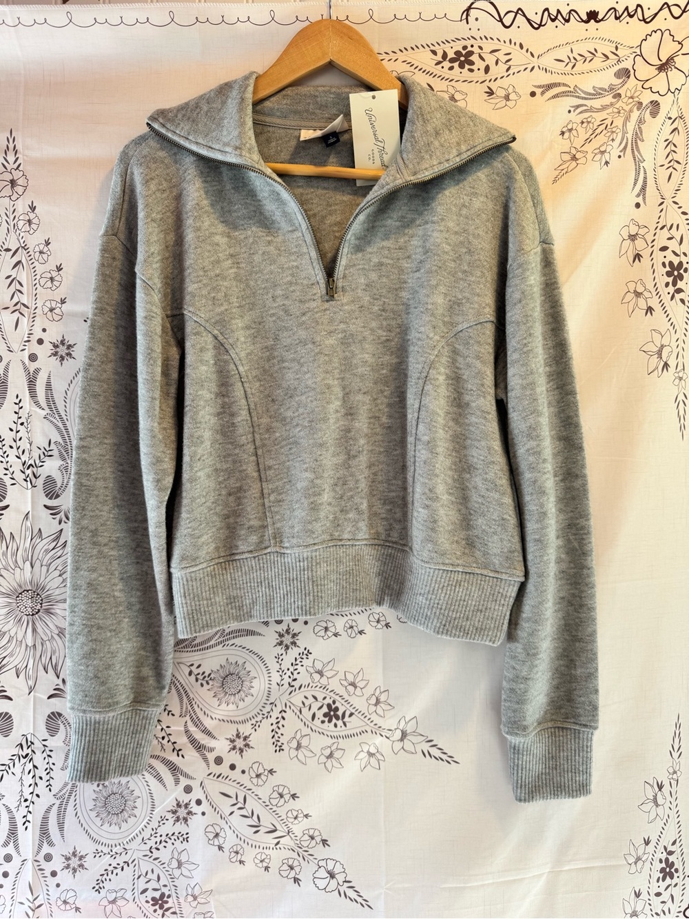 Universal thread Gray Half-Zip Pullover